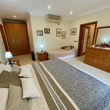 Spacious Luxurious Apartment With Seaview Mellieha Exterior photo
