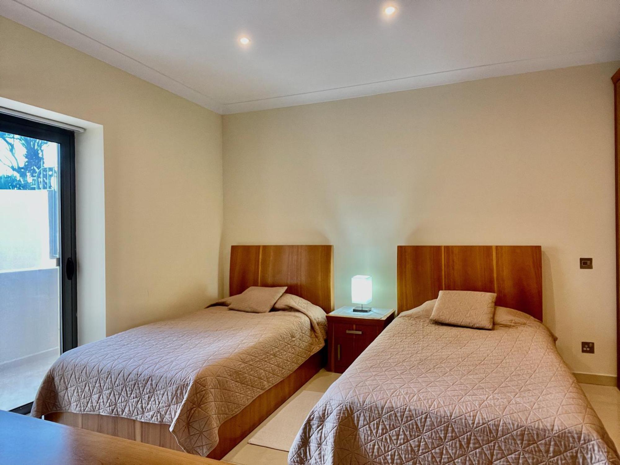 Spacious Luxurious With Seaview *