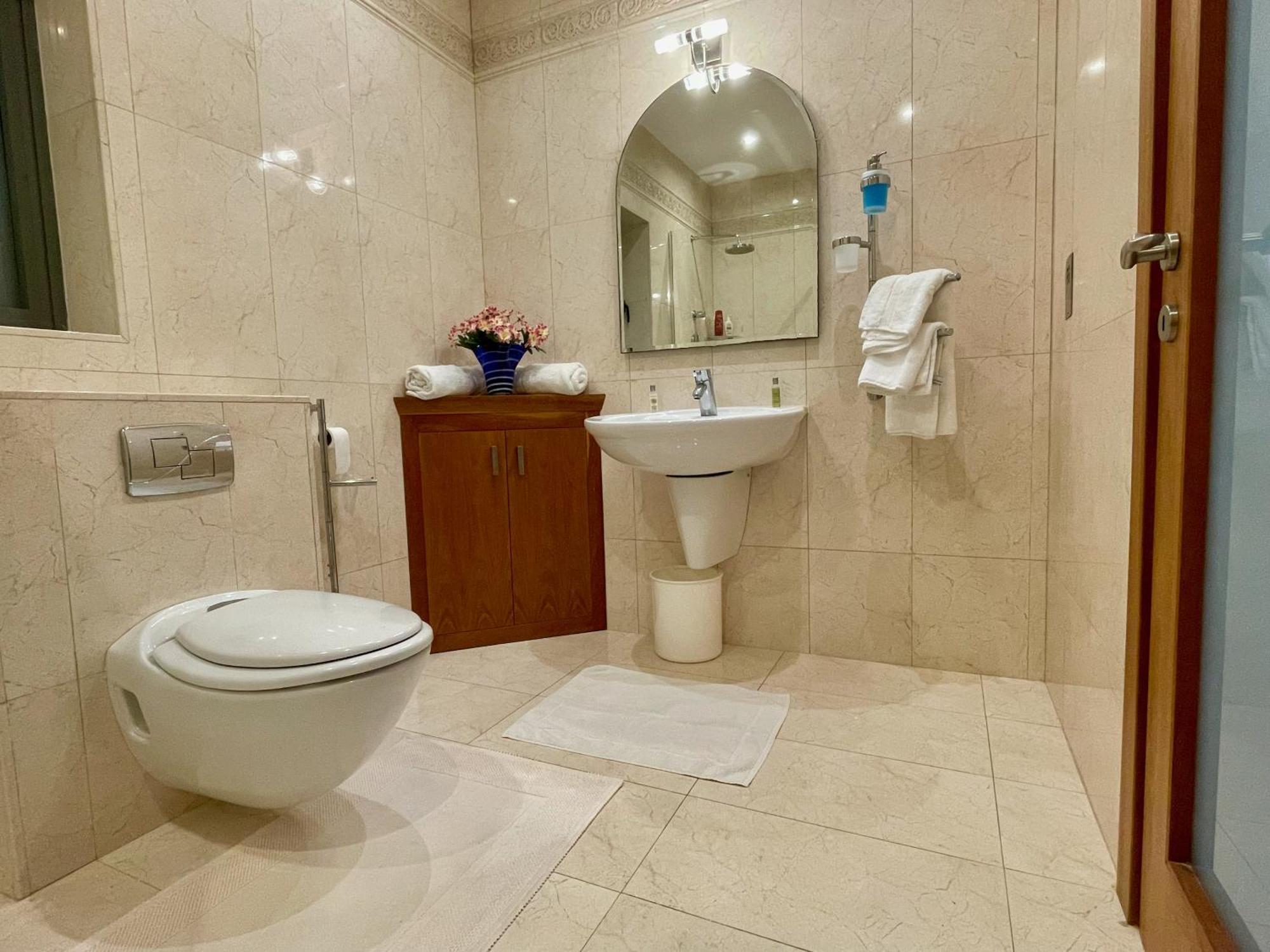Spacious Luxurious With Seaview *